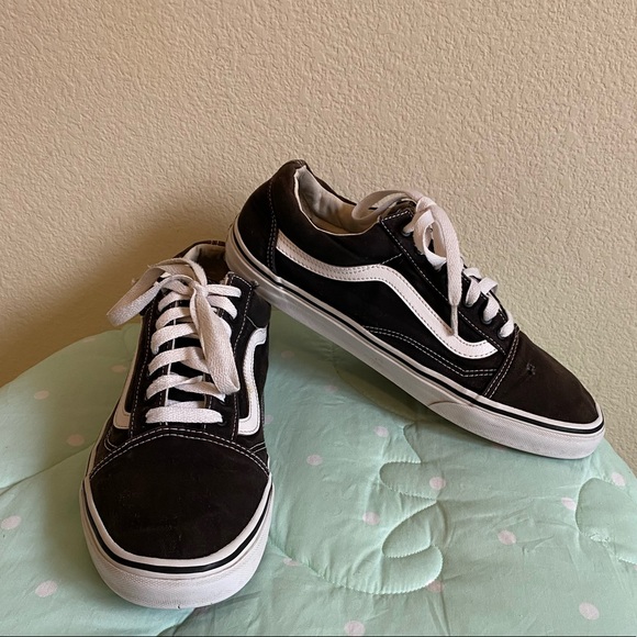 Vans Other - Unisex Black Vans Men’s Sneakers size 10.5 Women’s size 12
